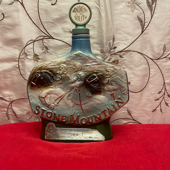 Jim Beam ( EMPTY) Decanter - Picture 2 of 8